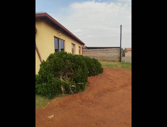 3 BEDROOM HOUSE FOR SALE IN DAWN PARK